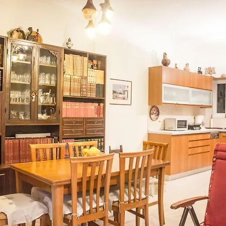 Nelly's House Apartment *